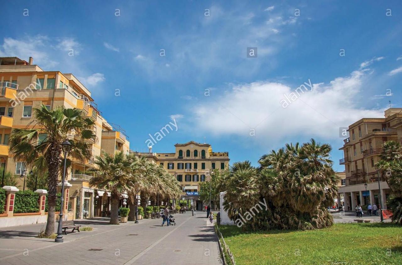 Domus Lido Villa Lido di Ostia Exteriör bild